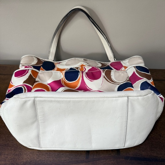 Coach Bag - Picture 13 of 13